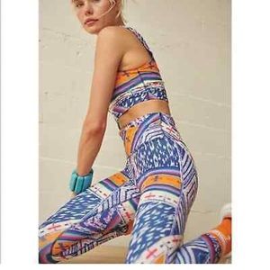 NWT (M) Free People Movement leggings
